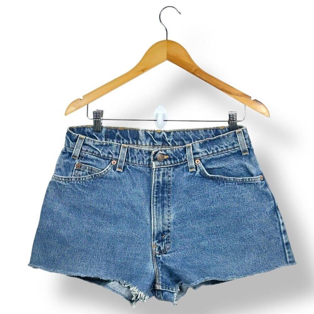 Vintage Levi's 560 Women's Loose Fit High Rise Blue Tapered Cut-Off Shorts s W33